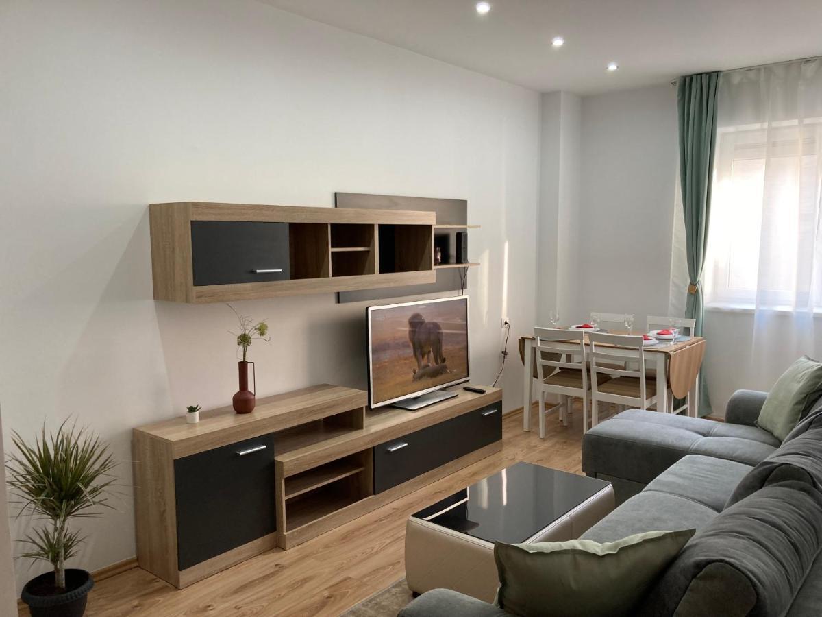 LAROKA HOUSE Rin Grand Modern Apartment Bukarest Exterior foto
