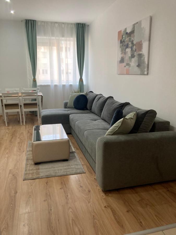 LAROKA HOUSE Rin Grand Modern Apartment Bukarest Exterior foto